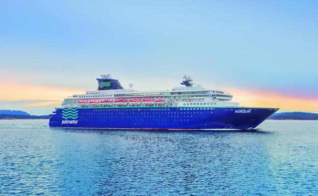 Pullmantur realizará ocho escalas con puerto base en Málaga, donde moverá 10.000 cruceristas