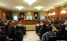 El pleno de Marbella aprueba la creación de 283 plazas en el Ayuntamiento con un polémico debate