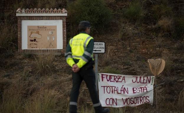 El juez llama a declarar a un tuitero por «trato degradante» en sus mensajes del caso Julen