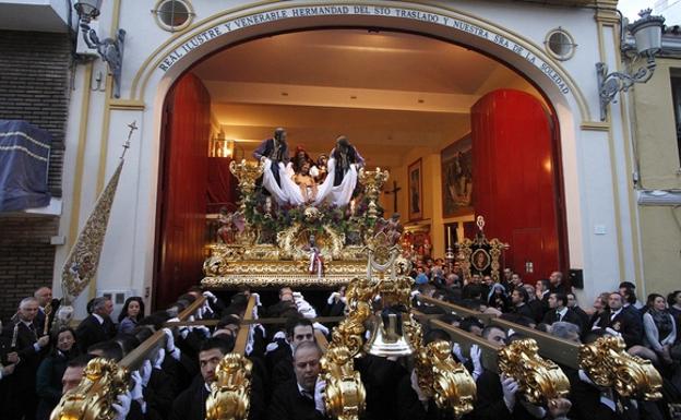 La confluencia del Santo Traslado y Servitas obliga a reajustar el Viernes Santo