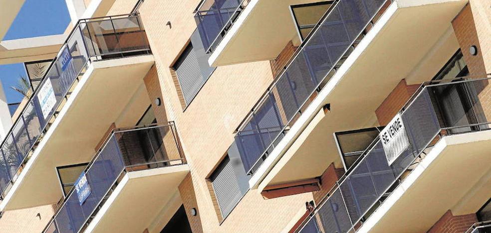 Los ayuntamientos se embolsan 65 millones extra gracias a viviendas y reformas sin declarar