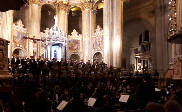 El 'Réquiem' de Mozart anuncia la Semana Santa en la Catedral