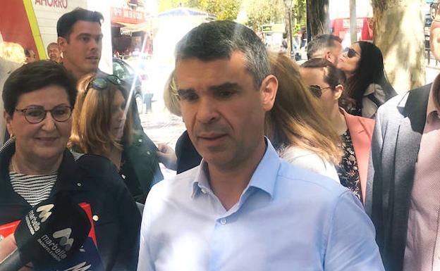 Bernal dice que recuperará las obras en Miraflores si vuelve al gobierno