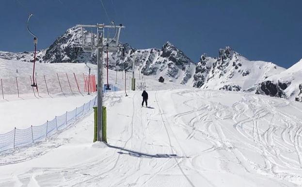 Vallnord vive un final repleto de nieve para toda la familia