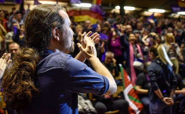 Iglesias reivindica en Eibar que el autogobierno se convierta en debate de Estado