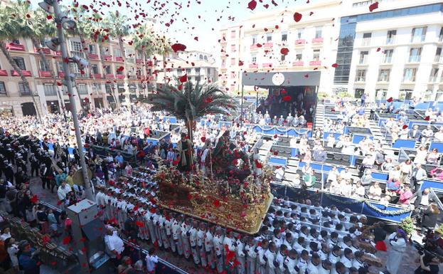 Málaga estrena recorrido oficial con la Pollinica