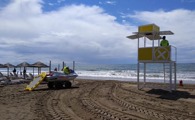 Marbella activa el servicio de socorrismo en las playas