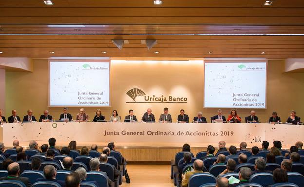 Unicaja confía en decisiones sobre la fusión «en las próximas semanas»