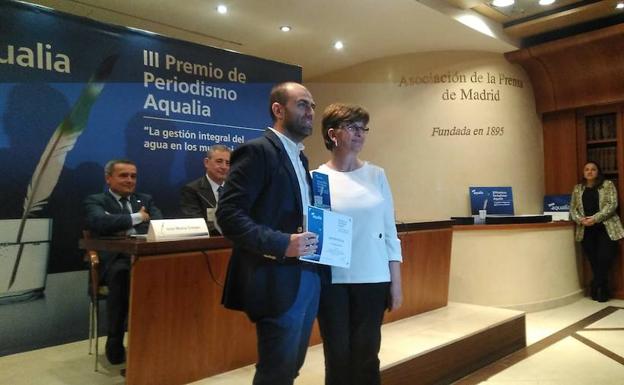 El redactor de SUR Francisco Jiménez, mención especial en el III Premio de Periodismo Aqualia