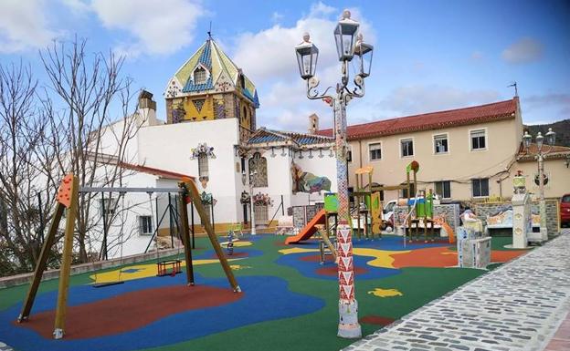 Antonio Montañez, el Gaudí de Moclinejo