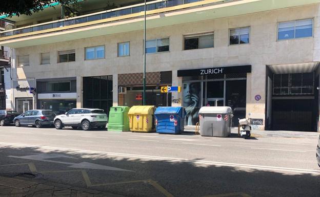 Paseo de Reding: piden el cambio de unos contenedores