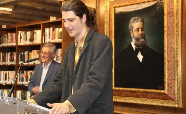 Simón Partal gana el Premio de Poesía Hermanos Argensola con un libro sobre «la épica de lo cotidiano»