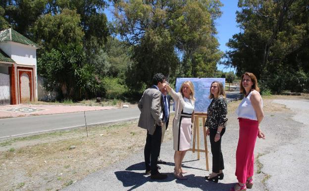 La Junta acuerda con Marbella la mejora de un punto conflictivo de la carretera de Istán