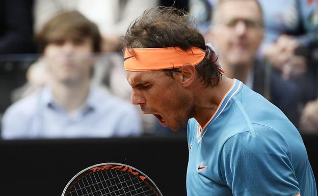 Nadal supera la frontera de Tsitsipas