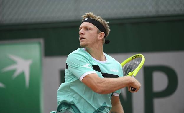 Maden pone fin a la aventura de Davidovich en París