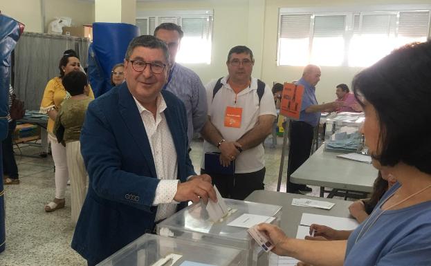 El PSOE de Vélez no renunciará a la Alcaldía en ningún pacto de gobierno