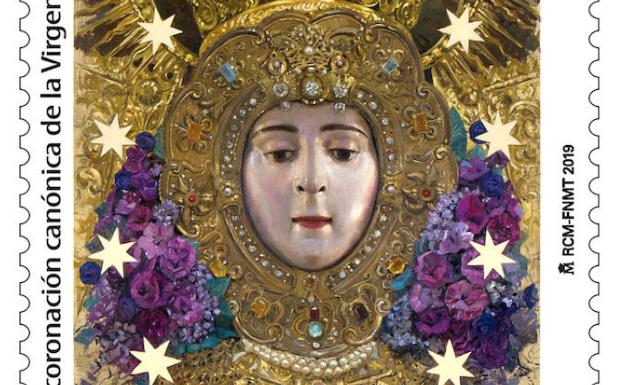 Raúl Berzosa firma el sello del centenario de la coronación de la Virgen del Rocío de Almonte
