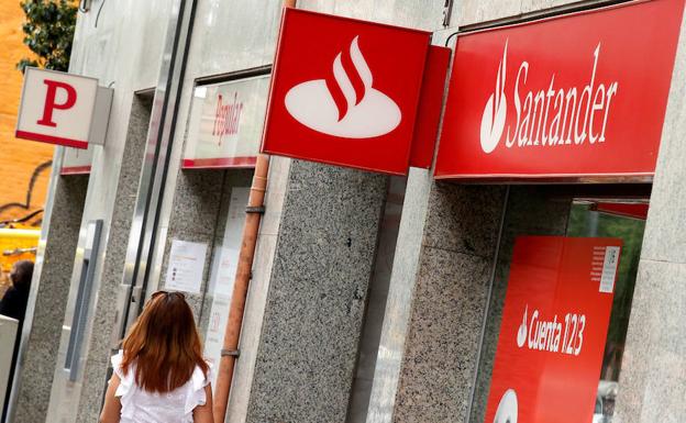 Santander mejora la cuantía de las prejubilaciones del ERE