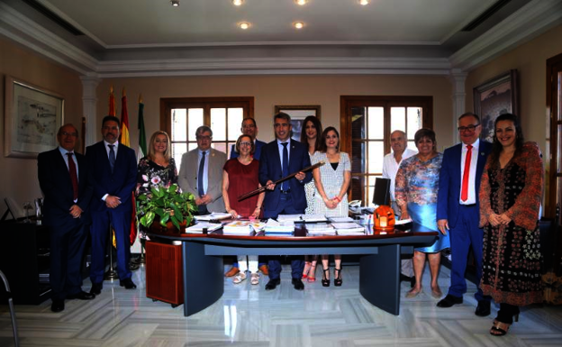 Navas apuesta por las urbanizaciones en su nuevo gobierno de coalición con IU