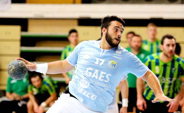 El Balonmano Ciudad de Málaga ata a Álvaro Cabello y a Armada