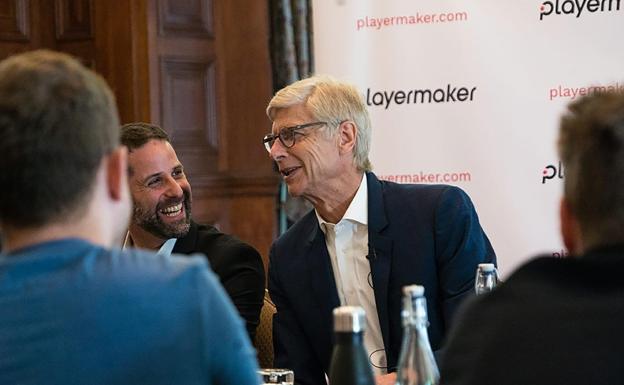 Arsène Wenger, del banquillo al estudio de datos