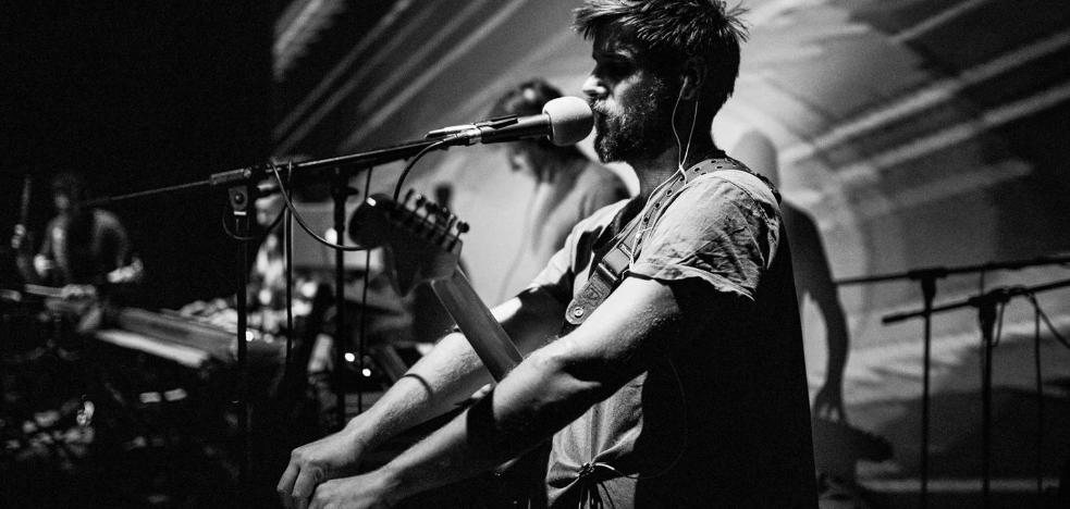 Cravat: elegancia electrónica a fuego lento