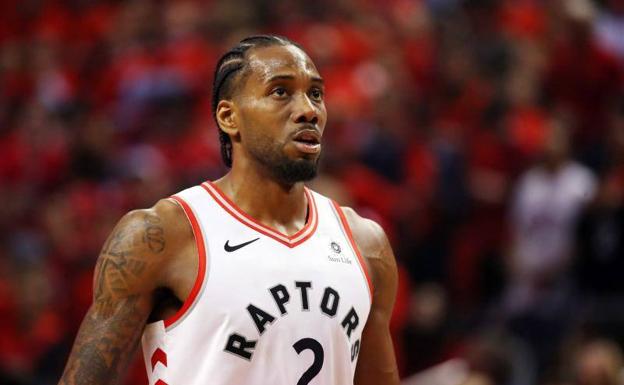 Clippers firman a Kawhi Leonard y adquieren a Paul George