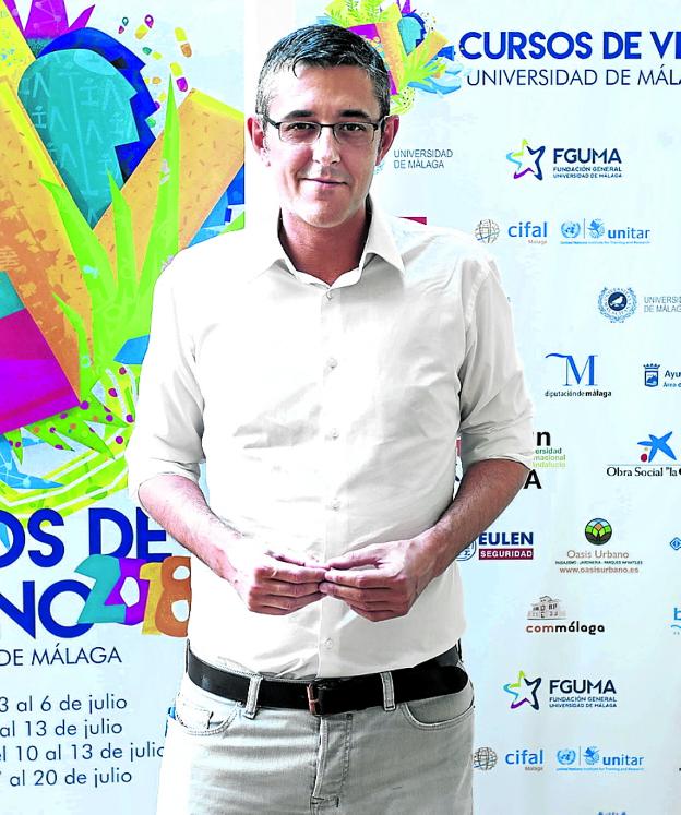 Eduardo Madina: «Lloré en el capítulo final de 'A dos metros bajo tierra'»