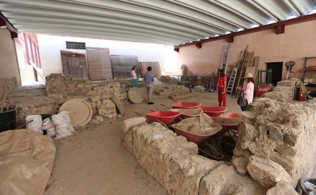 Cultura pone sus miras en la Alcazaba para recuperar el barrio de viviendas