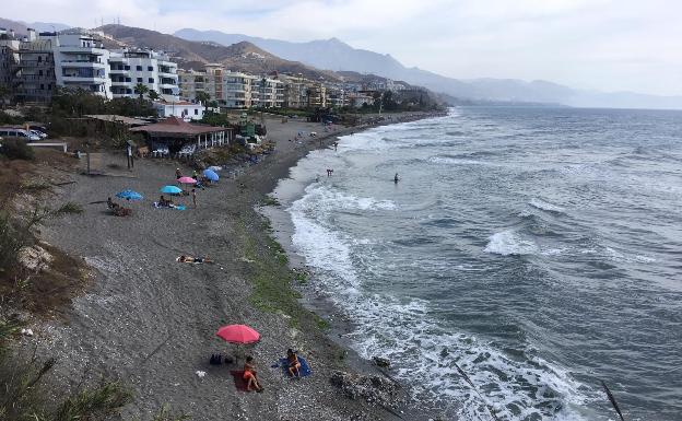 Quejas por la falta de arena en varias playas de la Axarquía