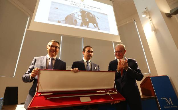 Enrique Ponce al recoger el Estoque de Plata: «Es un premio muy especial»