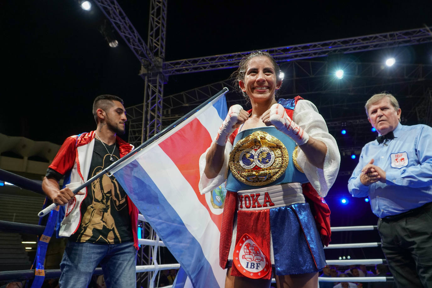 Yokasta Valle arrebata a Joana Pastrana la corona mundial de peso mínimo en Marbella