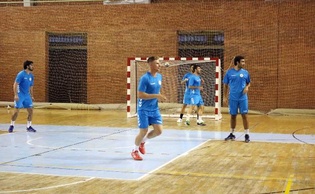 El Ciudad de Málaga comienza la pretemporada en Carranque