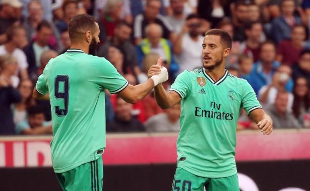 Hazard y Benzema afinan el violín