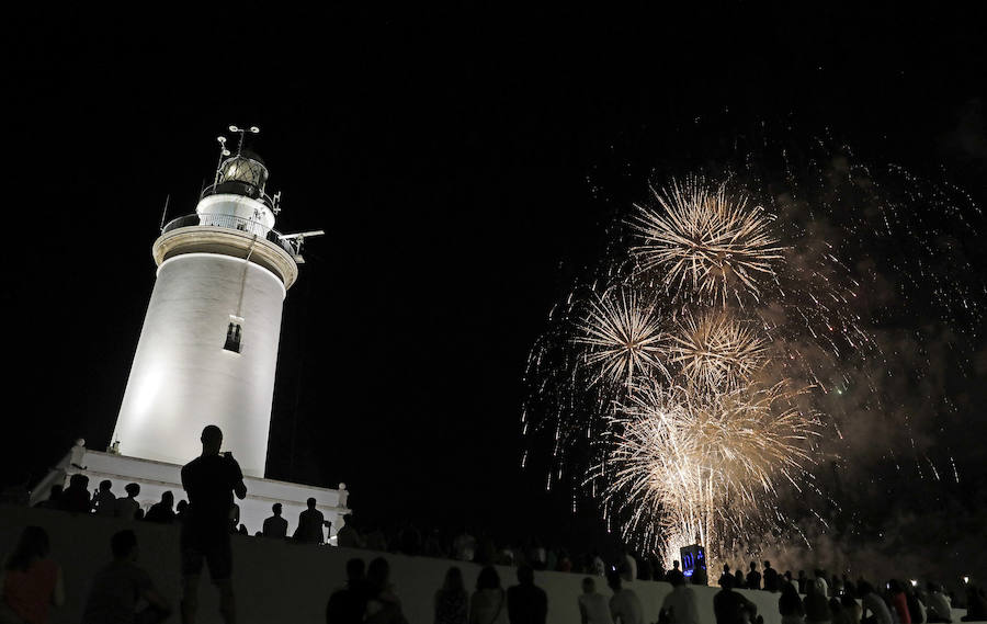 Lo mejor de los fuegos artificiales de la Feria de Málaga en los últimos años