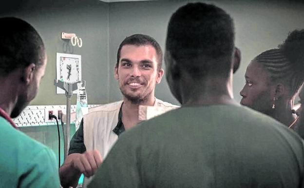 En un campamento rohingya: «Nunca te acostumbras a la muerte»