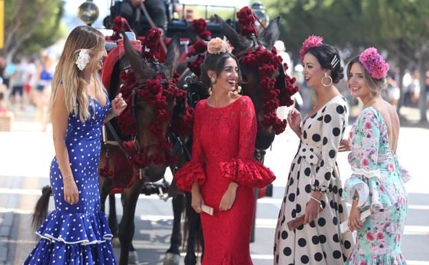 Los caballos toman el protagonismo en el real de la Feria de Málaga