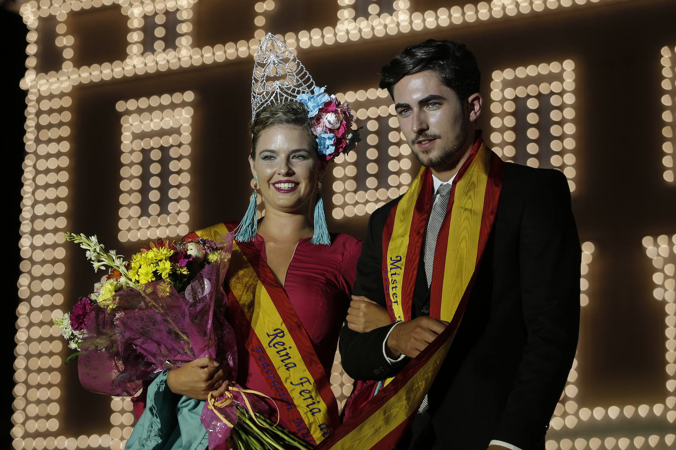 Sara Meneses y José Ríos consiguen los títulos de Reina y Míster de la Feria de Málaga 2019