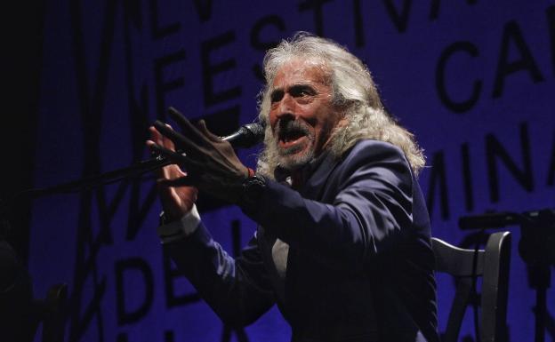 Capullo de Jerez celebra 50 años de cante en la Luna Mora de Guaro