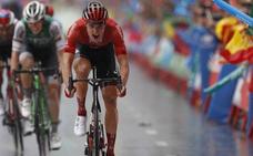 Nikias Arndt gana la 8ª etapa de la Vuelta, el francés Nicolas Edet nuevo líder