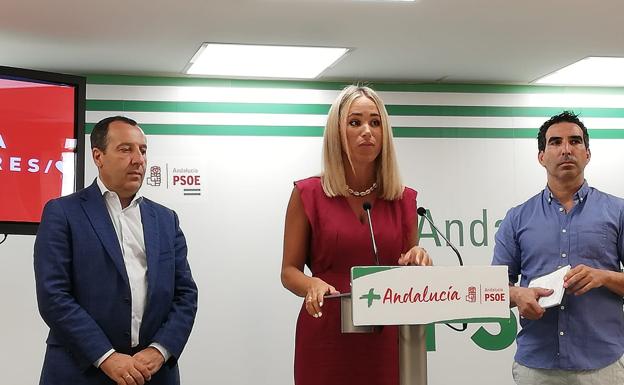 El PSOE carga contra el consejero de Educación por un comienzo de curso que califica de «desastroso»