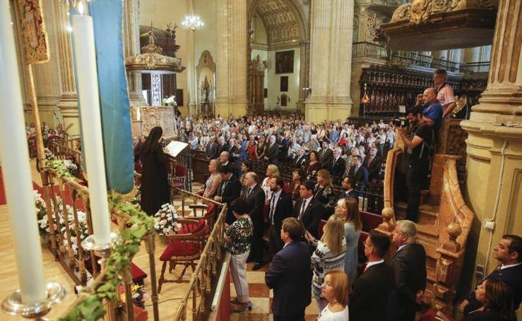 Los malagueños arropan a la Patrona en la misa en la Catedral de Málaga