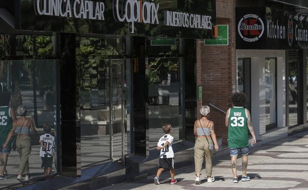 El boom del injerto capilar llega a Málaga, que ya tiene una veintena de clínicas