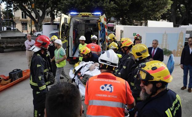 Tres obreros heridos en un accidente en el túnel del metro en la Alameda