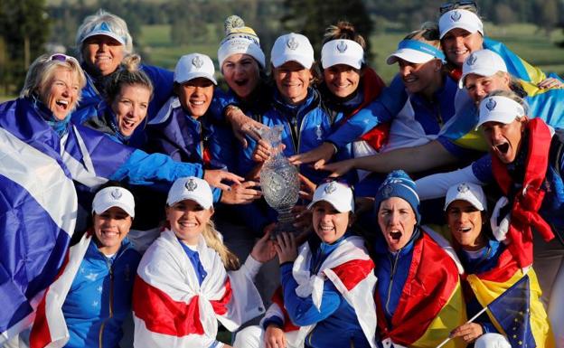 Azahara Muñoz, talismán para Europa en la Solheim Cup