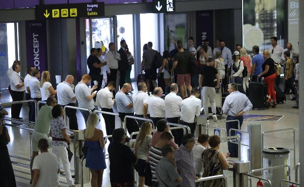 Las aerolíneas mantienen su apuesta por la Costa del Sol con un 1,8% más de plazas hasta enero