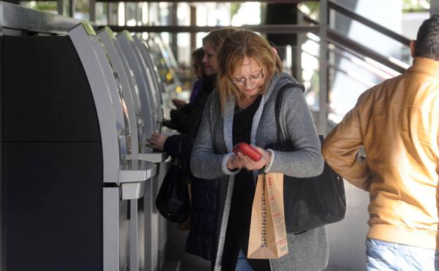 El Banco de España alerta del riesgo sistémico en banca si las tecnológicas entran sin control