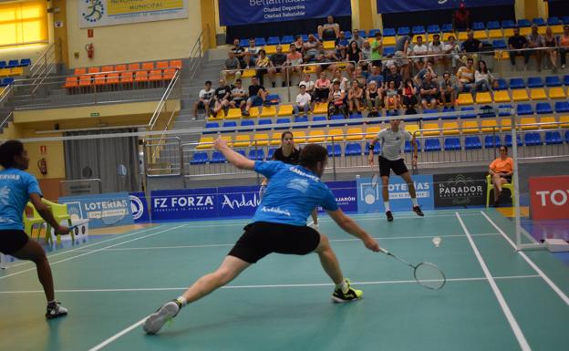 El Bádminton Benalmádena cae en casa ante el San Fernando valenciano