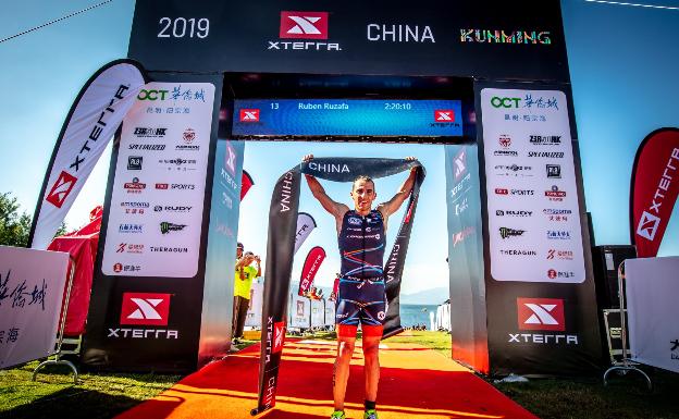 Rubén Ruzafa gana el XTerra de China