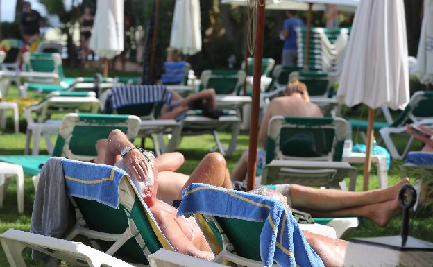 Los cambios en el sector turístico ponen en la cuerda floja a más de un grupo histórico